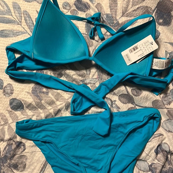 Sky blue swimsuit - Picture 4 of 4